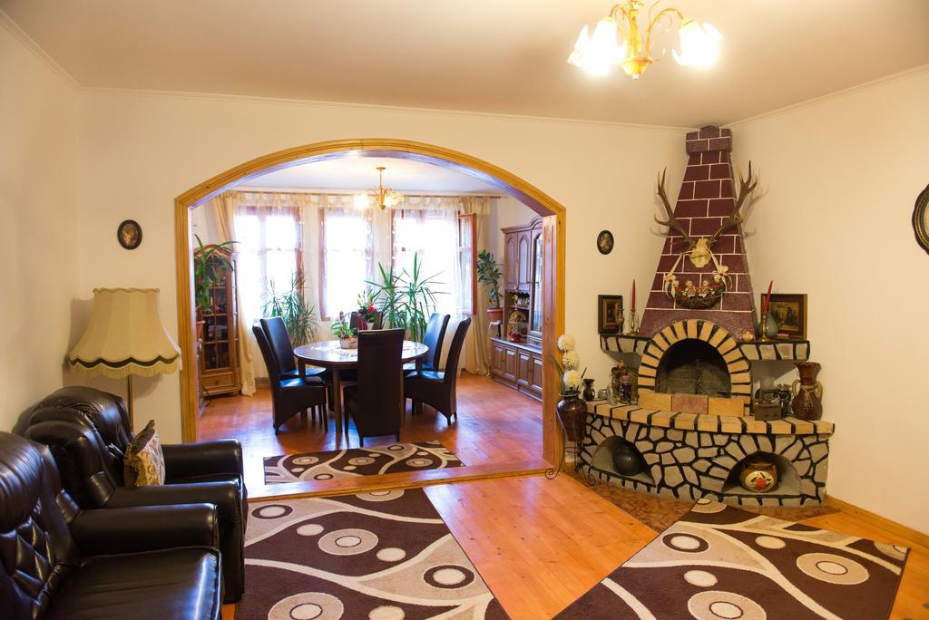 Casa Andreea Hotel Sucevita Buitenkant foto